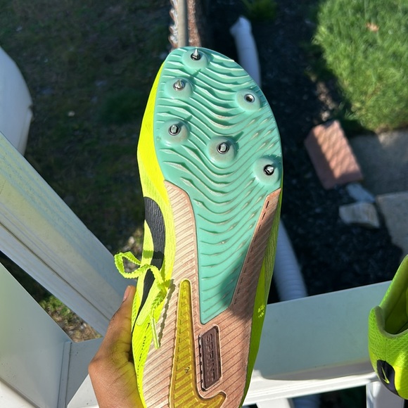 Track spikes - Picture 2 of 5